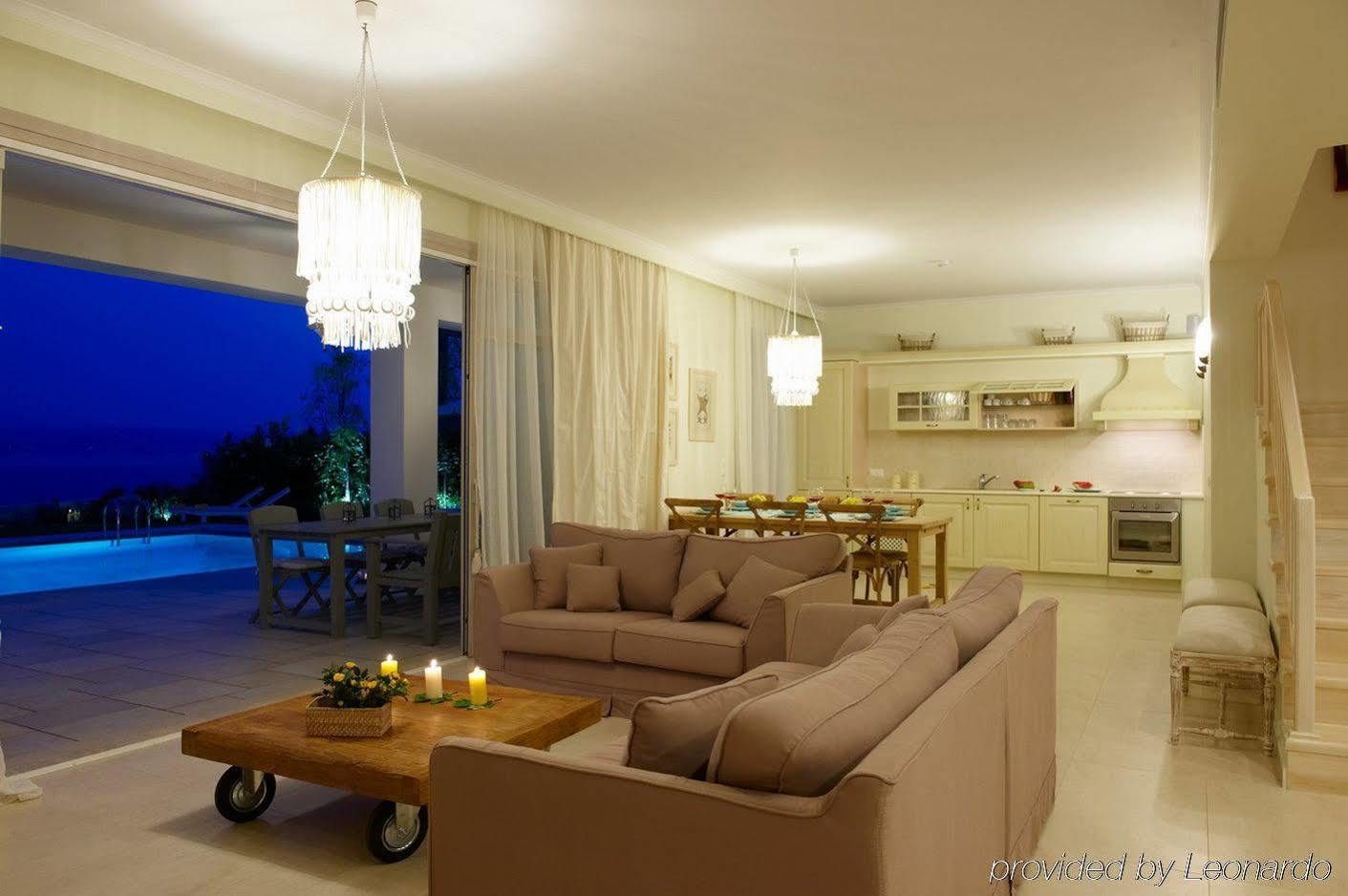 Sk Place Luxury Seafront Villas Chania 阿尔米里达 外观 照片